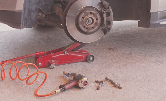 Jakie maszyny do wulkanizacji? Niezbędny sprzęt